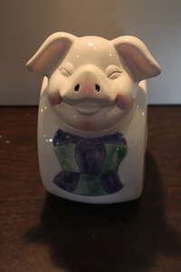 lot 9726 image: Pig Cookie Jar
