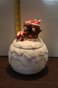 lot 9755 image: Bear Sledding Cookie Jar