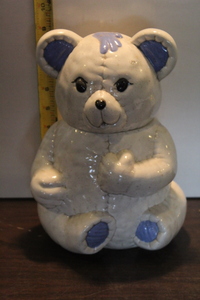 lot 9761 image: Teddy Bear Cookie Jar