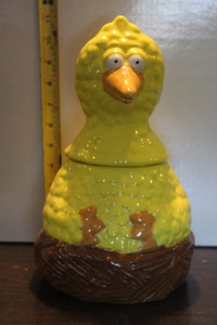 lot 9790 image: Big Bird Cookie Jar