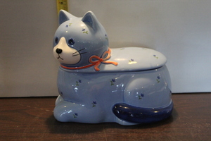 lot 9805 image: Blue Cat Cookie Jar