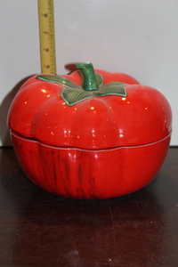 lot 9813 image: Tomato Cookie Jar