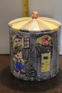 lot 9843 image: Circus Cookie Jar
