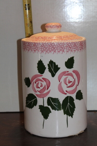 lot 9846 image: Rose  Cookie Jar