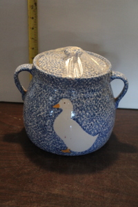 lot 9850 image: Blue Spackled Goose Cookie Jar