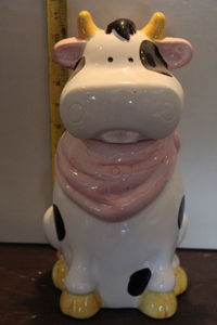 lot 9852 image: Cow Cookie Jar