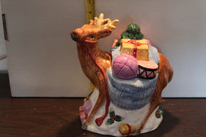 lot 9853 image: Reindeer Cookie Jar