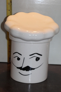 lot 9868 image: Chef Cookie Jar