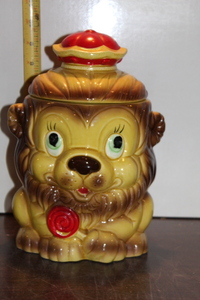 lot 9875 image: VIntage Bear Japan Cookie Jar