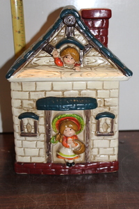 lot 9904 image: Two Story House Unmarked