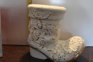 lot 9929 image: Mikasa Cookie Jar