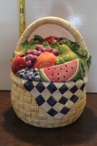 lot 9939 image: Fruit Basket Cookie Jar