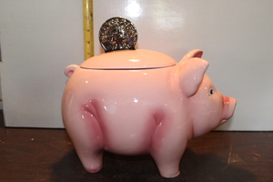 lot 9949 image: Clay Art Piggy Bank Cookie Jar
