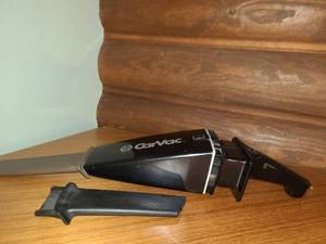 lot 1006 image: Black and Decker. CARVAC. With 2 attachments