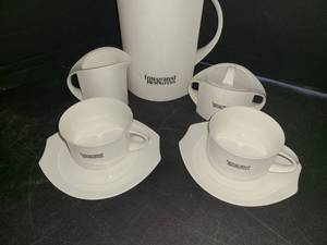 lot 1115 image: 8 pcs. Porcelain Serving set. VILLEROY & BOCH