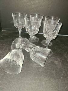 lot 1119 image: 7 pcs. Wine Glasses