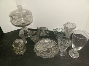 lot 1122 image: 13 Pcs. Bubble Glass. Vases, sugar and Creamer Set, Candy Dish, and Miscellaneous