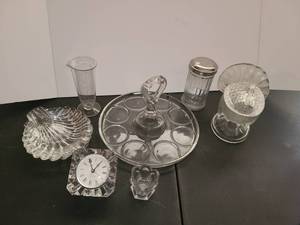 lot 1123 image: Miscellaneous Glass. 9 pcs.