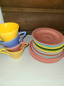 lot 1147 image: 16 pcs. HARLEQUIN FIESTA WARE