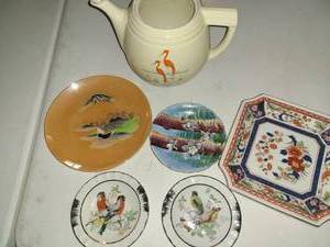 lot 1160 image: Birds and Oriental Ware. 6 Pcs.