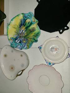 lot 1167 image: 7 pcs. Miscellaneous Glass