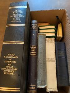 lot 2008 image: Assorted Books