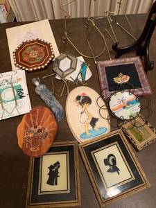 lot 2057 image: Assorted pictures and holders