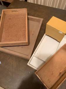 lot 2062 image: Assorted trays and boxes