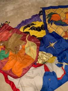 lot 2070 image: Assorted flags