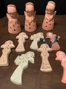 lot 2147 image: Christmas decor