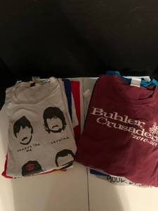 lot 2163 image: Assorted T-shirts large and extra-large