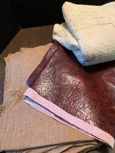 lot 2232 image: Miscellaneous fabric