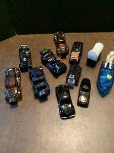 lot 2236 image: Avon perfume bottles