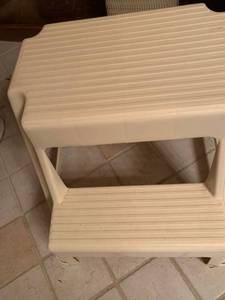 lot 2247 image: Stepstool