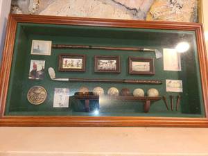 lot 3009 image: GOLF Shadow Box 13.5 x 25.5