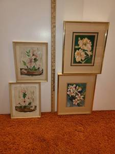 lot 3068 image: 4 Framed Flower Art Pieces