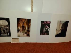lot 3076 image: 4 Photographs of Entryways