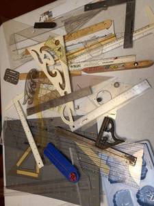 lot 3094 image: Artist Supplies. Rulers, Templates, T Square, Level, Cutting Mat and other miscellaneous items