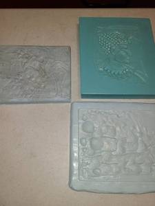 lot 3129 image: Molds. 3 in Total
