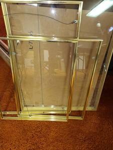 lot 3249 image: 4 Golden Frames. 1 has plexiglass in it