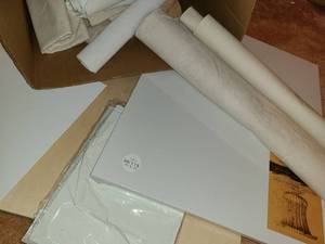 lot 3323 image: Canvas. Variety of Canvas