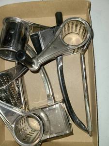 lot 3420 image: Grater