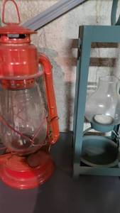 lot 3424 image: 2 Lanterns. 1 candle and the other Kerosene