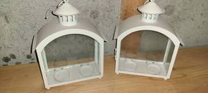 lot 3443 image: 2 Candle Lanterns