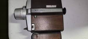lot 3463 image: BELL & HOWELL Old Retro Movie Camera.