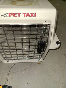 lot 3471 image: Pet Taxi