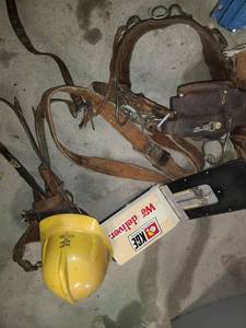 lot 4004 image: KGE  WESTAR. LINE MAN Equipment and Memorabilia