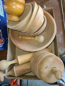 lot 4038 image: ARTS AND CRAFTS. Wooden Items for Wood Projects.. For Painting, Wood Burning.