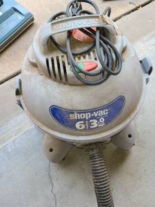 lot 4046 image: ShopVac 6 Gallon 3.0 Horse Power