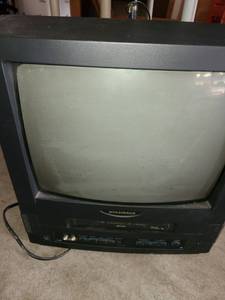 lot 4075 image: Sylvania 14 T.V. with VHS Player